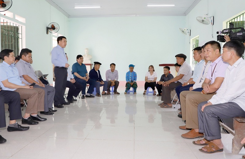 Quyền Bí thư Tỉnh ủy Nguyễn Mạnh Dũng làm việc tại huyện Yên Minh
