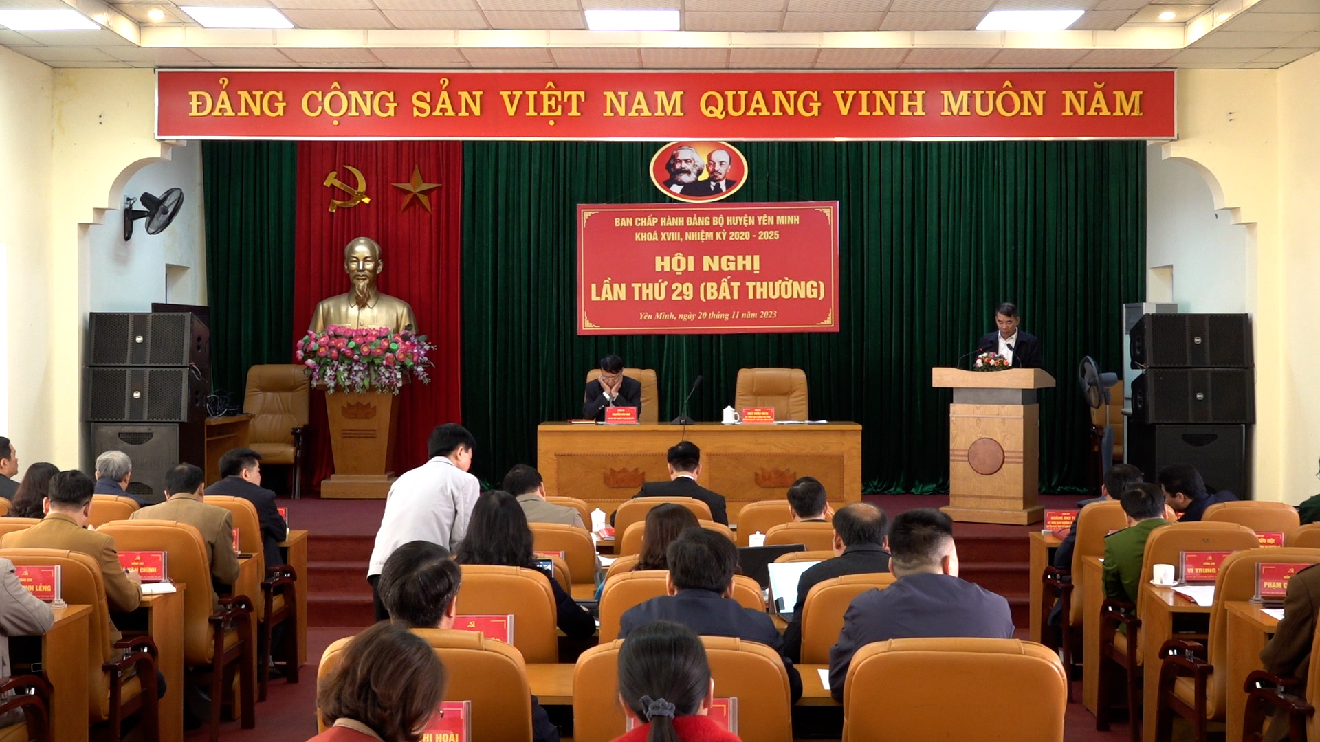 Hội nghị BCH Đảng bộ huyện Yên Minh lần thứ 29 (Bất thường)
