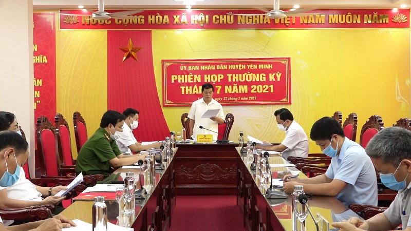 UBND huyện Yên Minh họp phiên thường kỳ tháng 7 năm 2021
