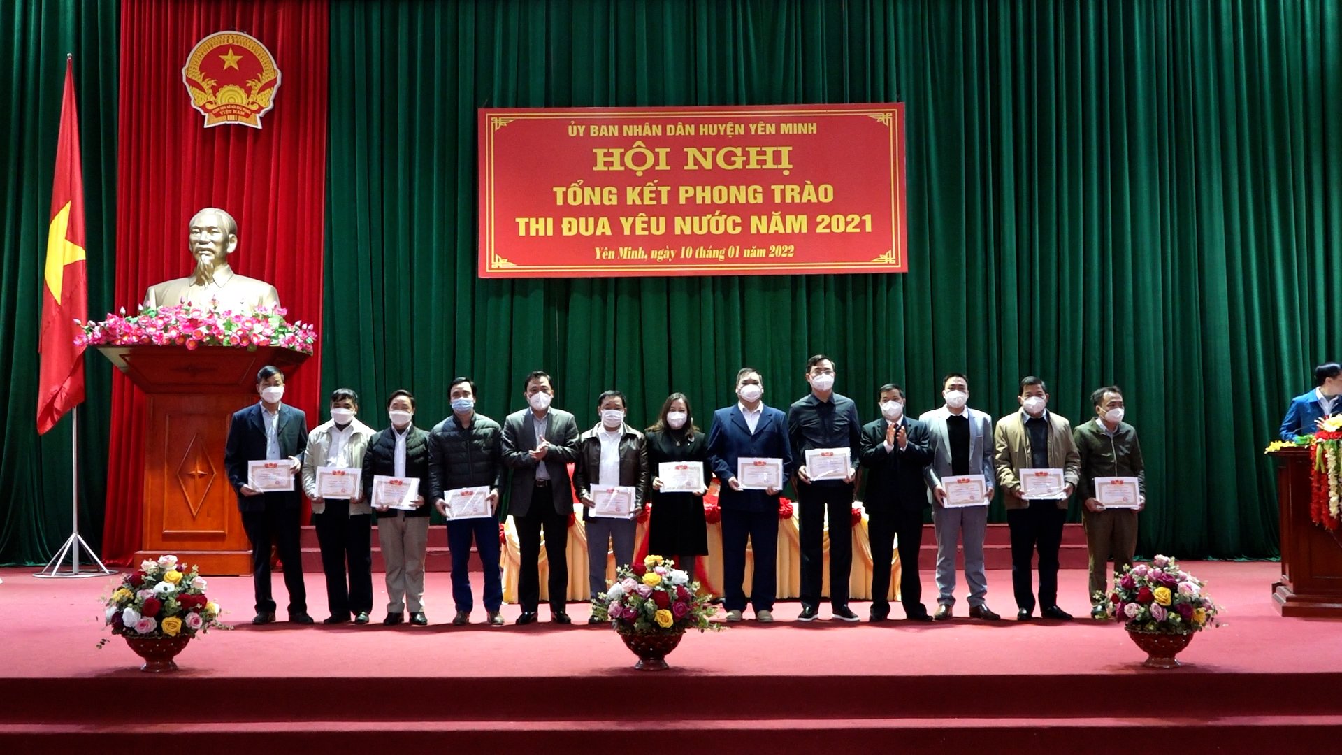 Yên Minh tổ chức Hội nghị tổng kết phong trào thi đua năm 2021