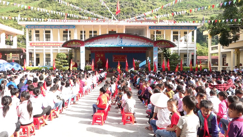 Các trường học trên địa bàn huyện Yên Minh tưng bừng khai giảng năm học mới 2022-2023