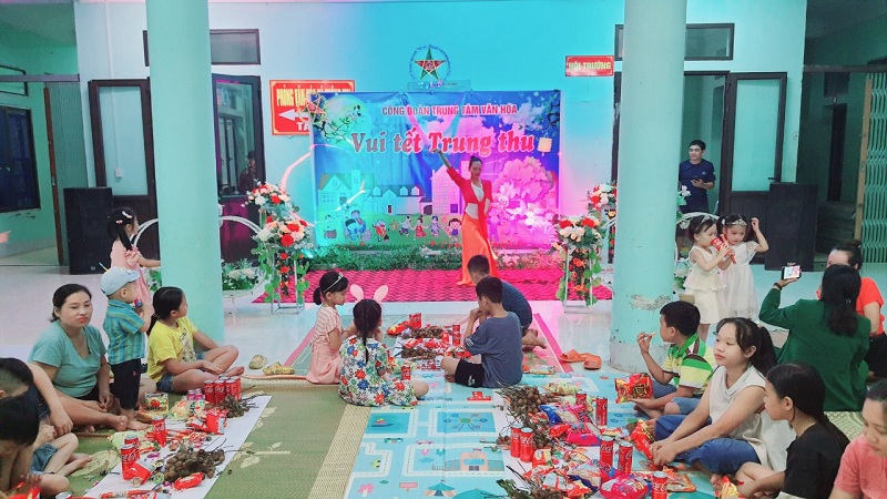 Công Đoàn Trung tâm VHTT&DL huyện Yên Minh tổ chức Tết Trung thu cho con em cán bộ, viên chức, người lao động trong đơn vị