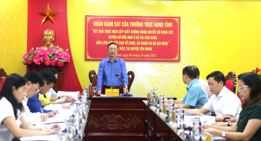Đoàn giám sát của Thường trực HĐND tỉnh làm việc tại huyện Yên Minh