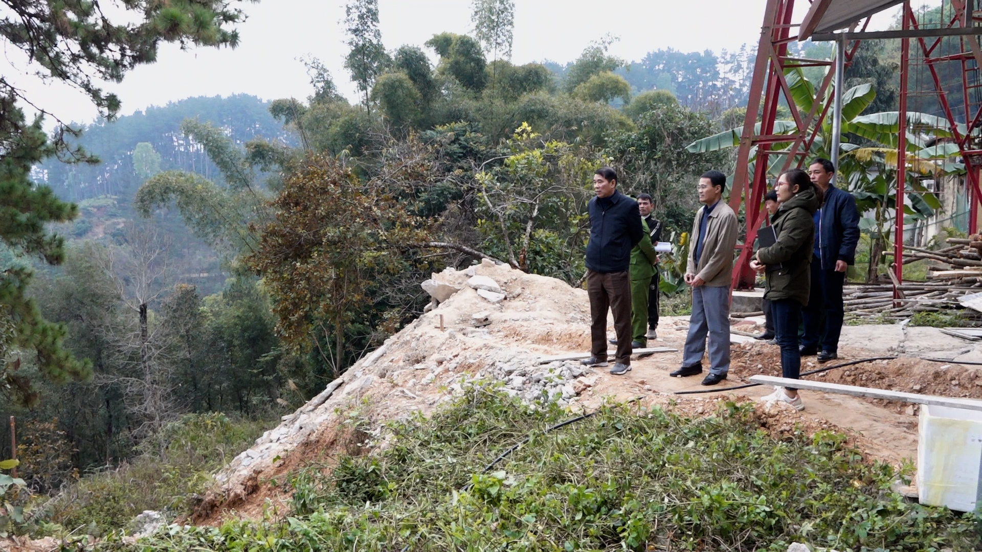 Bí thư huyện ủy Yên Minh kiểm tra tiến độ thực hiện 3 chương trình mục tiêu quốc gia tại một số xã trên địa bàn huyện