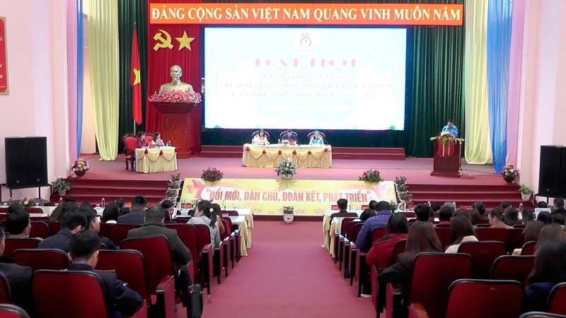 Đại hội điểm Công đoàn Trường Tiểu học Thị trấn Yên Minh