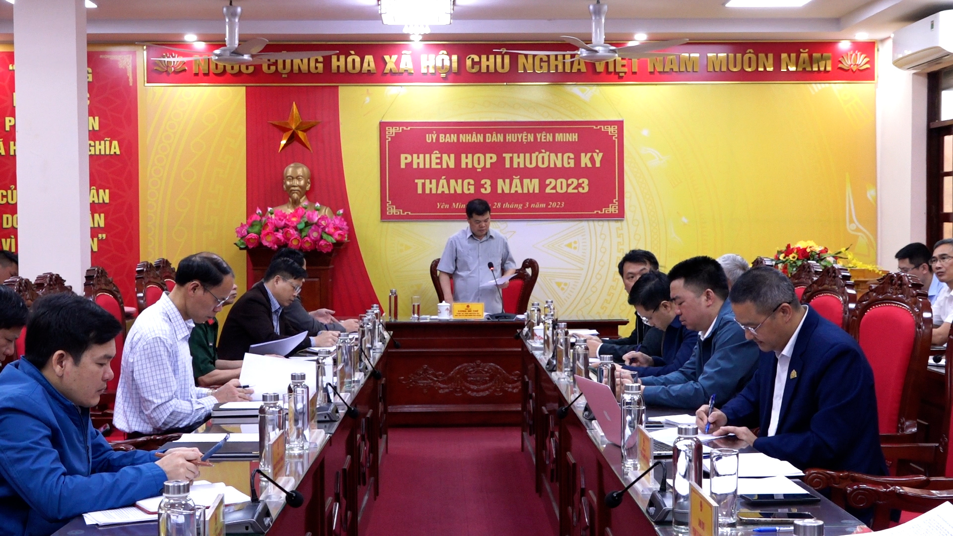 UBND huyện Yên Minh tổ chức phiên họp thường kỳ tháng 3 năm 2023