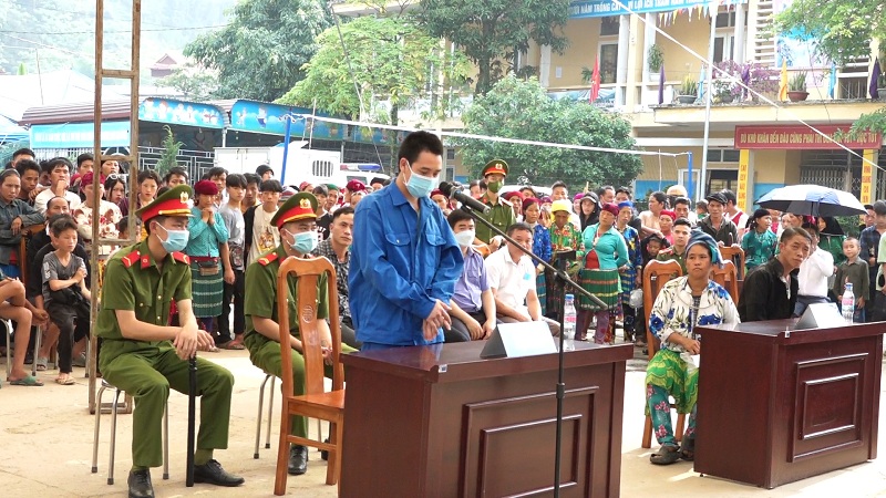 Tòa án nhân dân huyện Yên Minh xét xử lưu động vụ án “Cố ý gây thương tích”